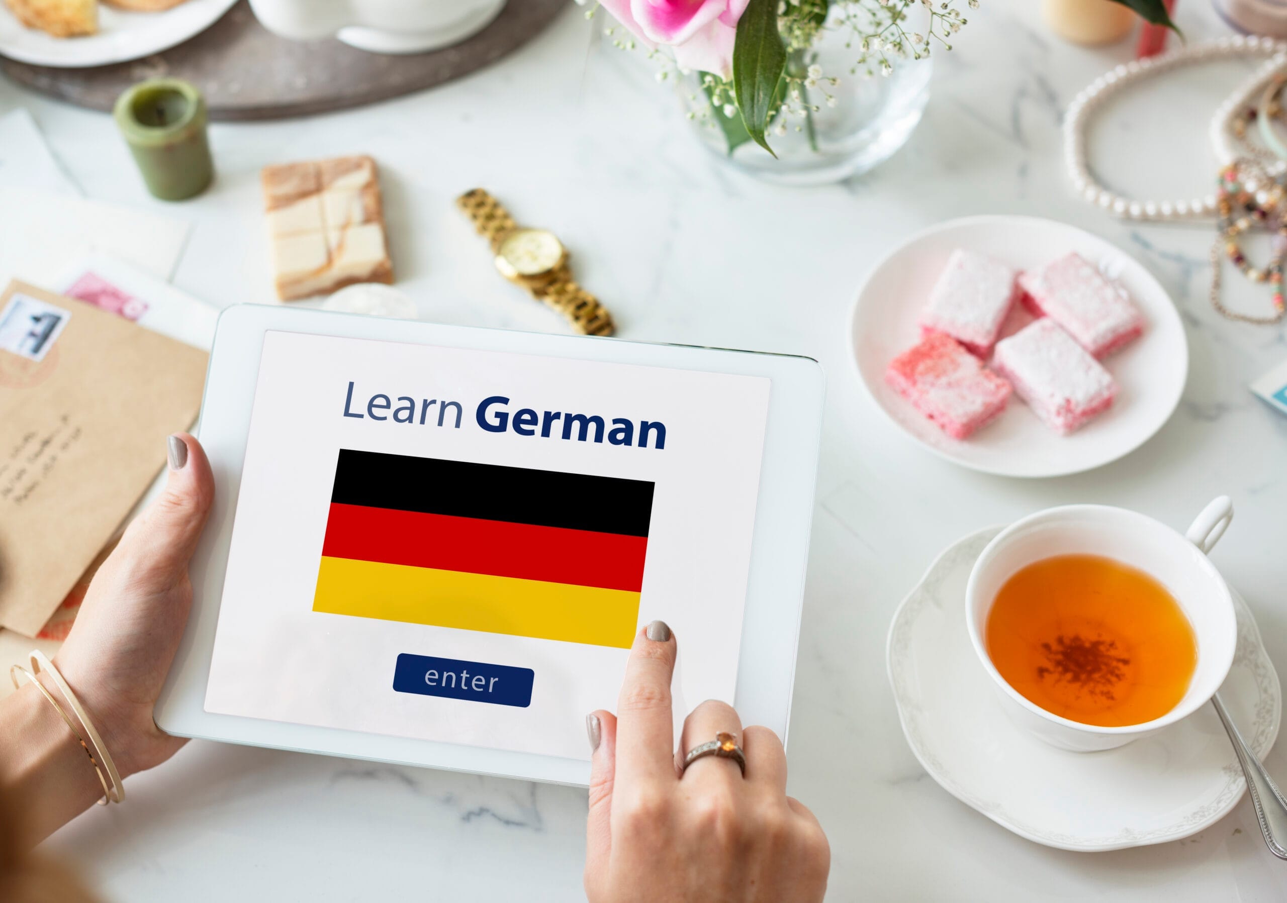 learn german language online education concept scaled Almanca A1 A2 Eğitim Sertifikası