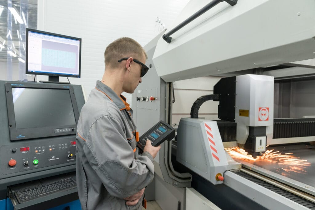 production electronic components high tech factory Cnc Tornacılık Sertifikası