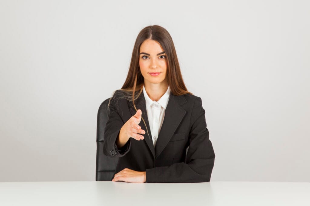 businesswoman introducing herself Hukuk ve Adli Sekreterlik Sertifikası