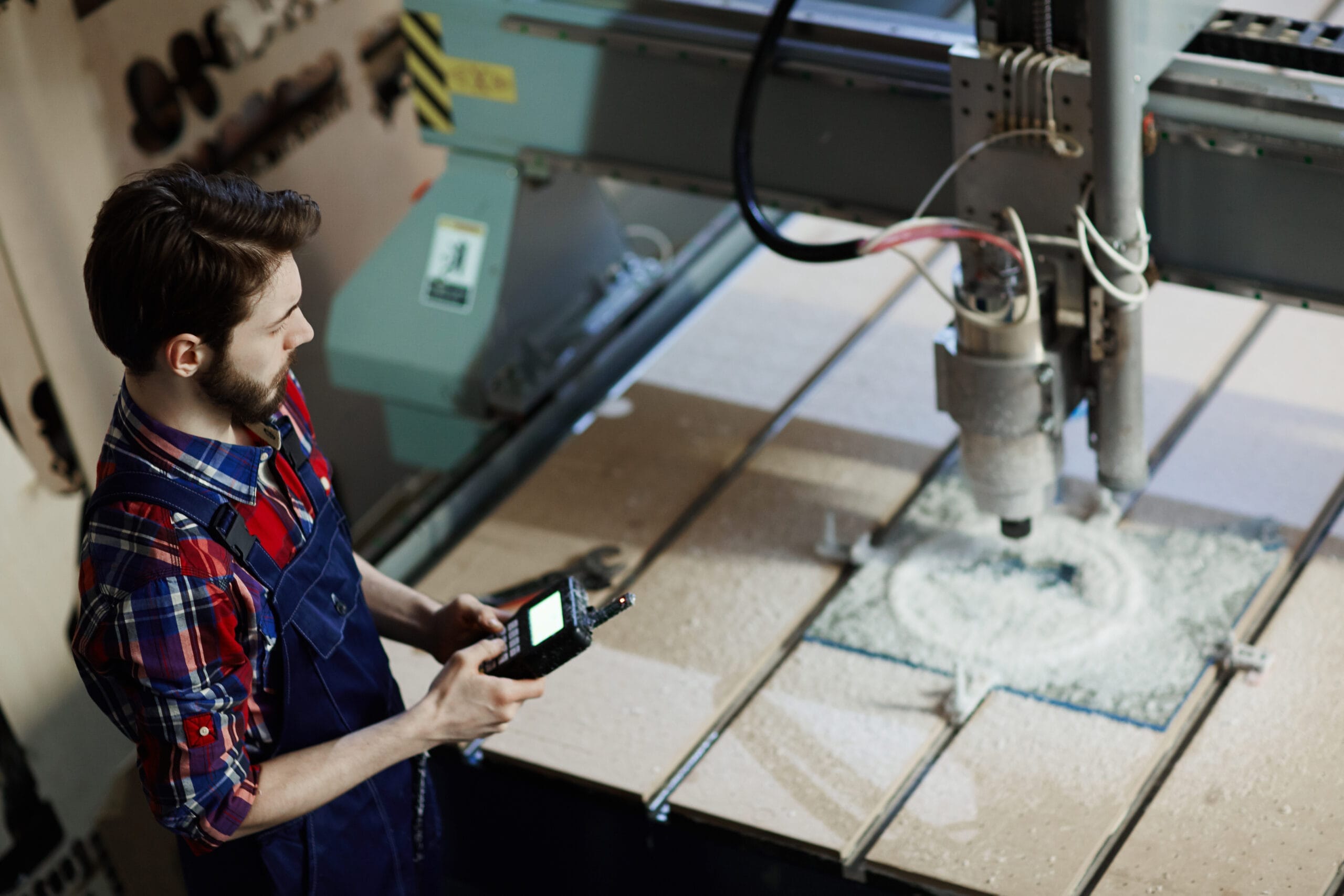 engineer factory scaled CNC Operatörü Nasıl Olunur?